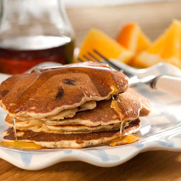 SKIPPY® Nutty Banana Chocolate Chip Pancakes / Crepes con chispas de chocolate y banana con nueces