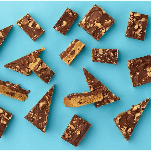 SKIPPY® Peanut Butter Toffee Bars / Barras de caramelo de mantequilla de maní